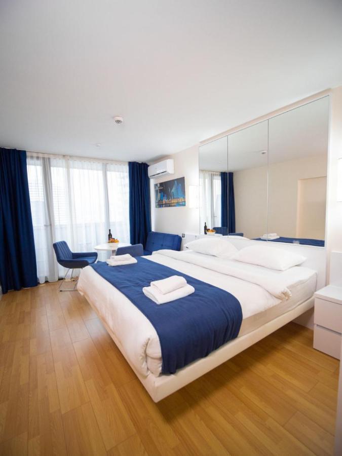 Royal Sea Breeze Apartments Батуми Екстериор снимка