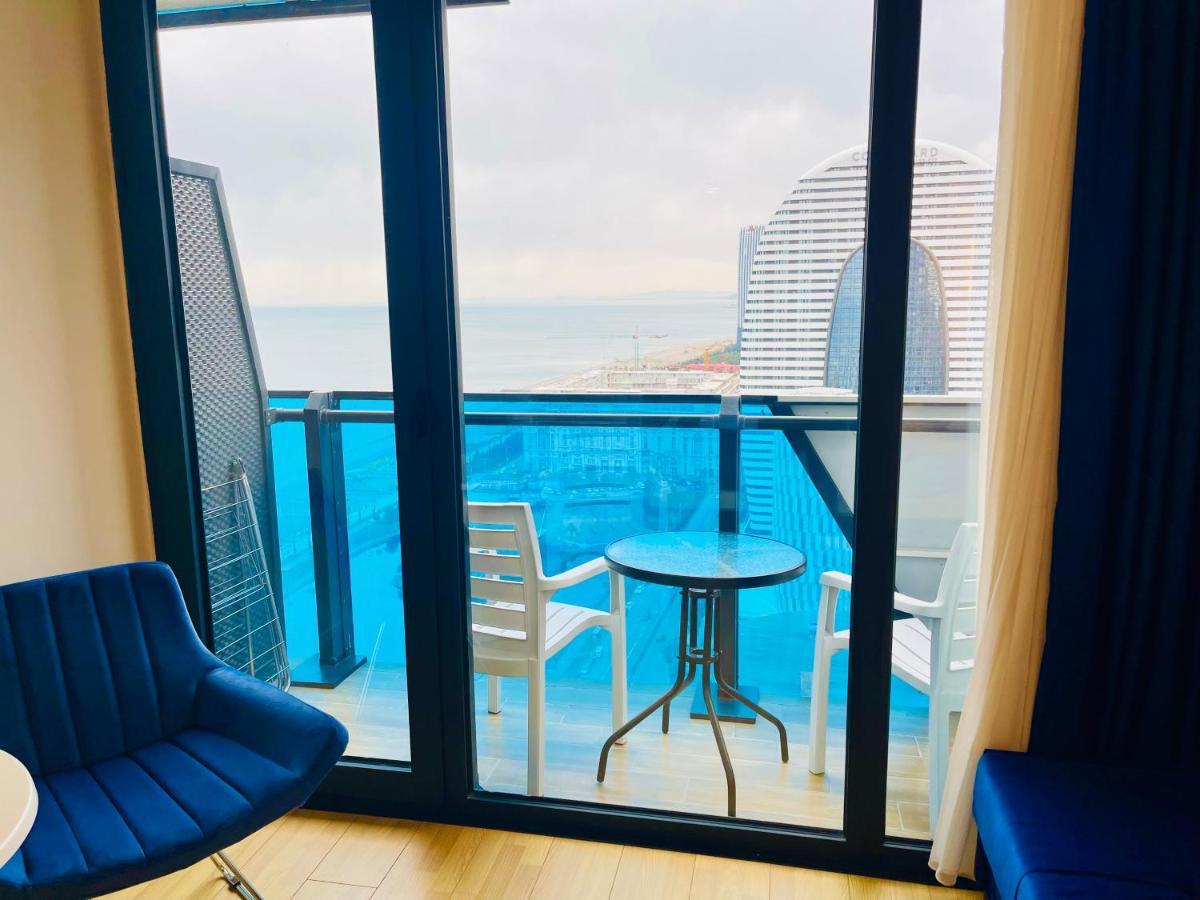 Royal Sea Breeze Apartments Батуми Екстериор снимка