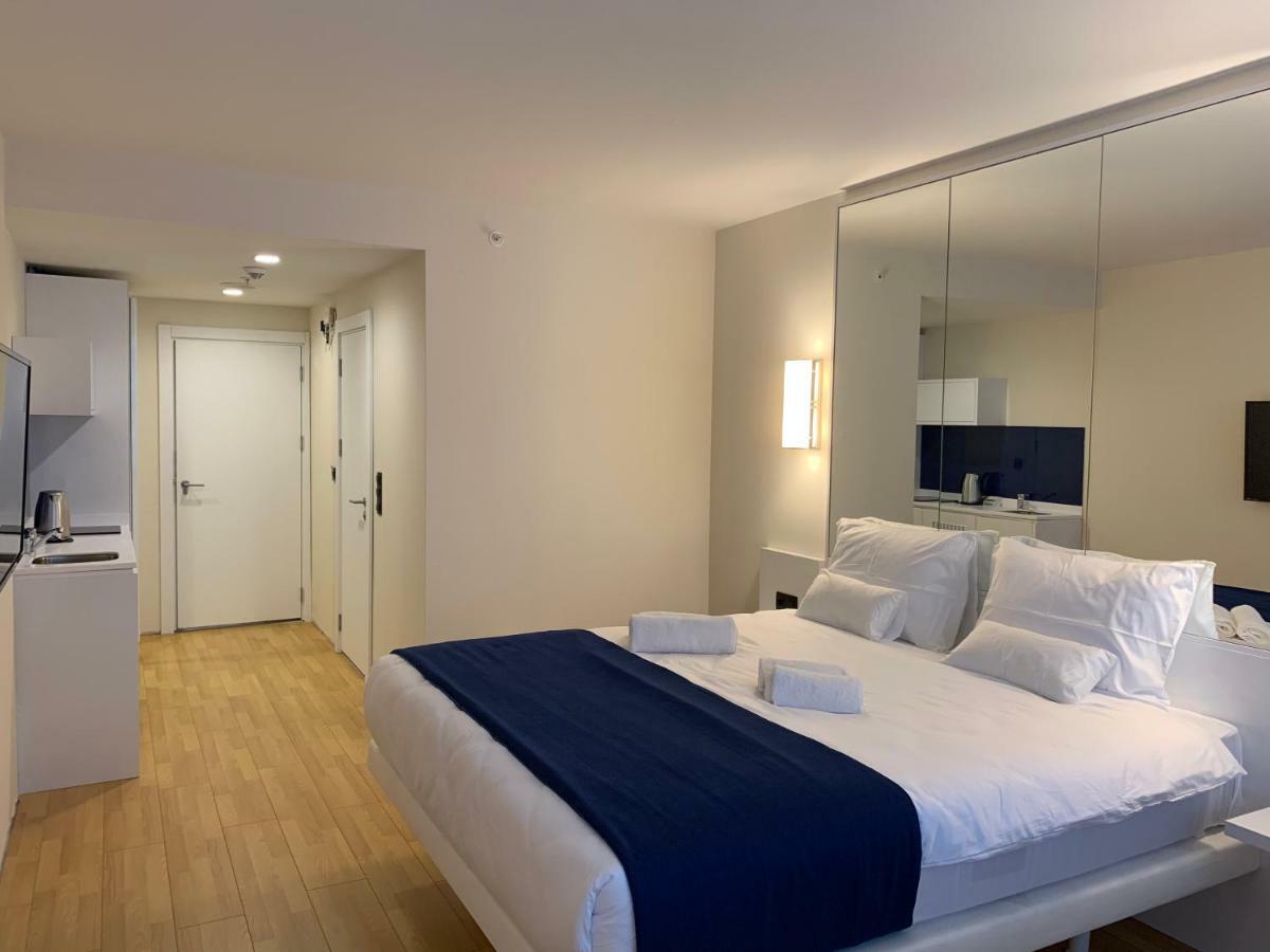 Royal Sea Breeze Apartments Батуми Екстериор снимка