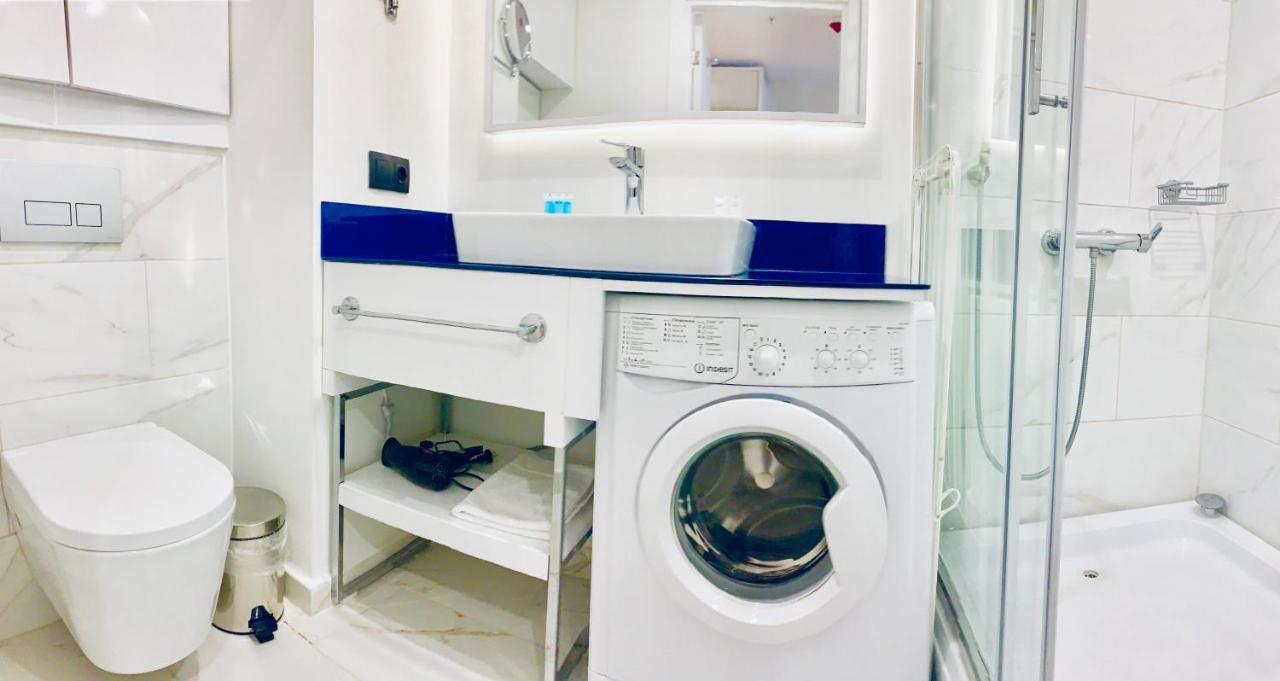 Royal Sea Breeze Apartments Батуми Екстериор снимка